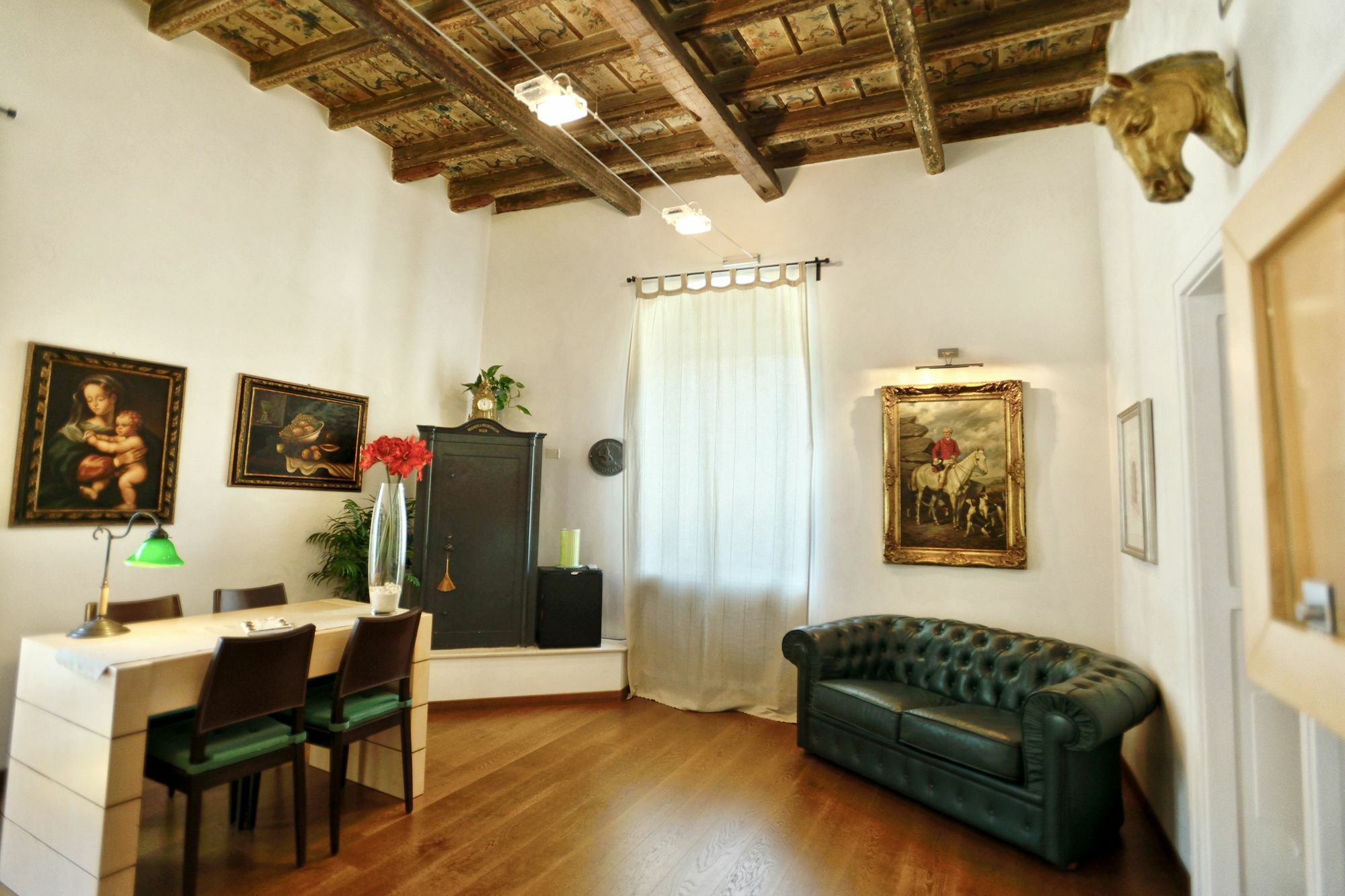 Bonadies Suite Барлетта Экстерьер фото